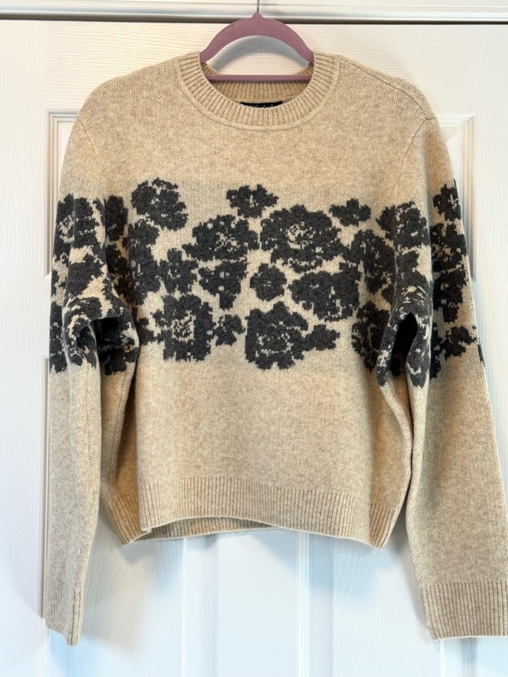 CHARLIE B Jacquard Crewneck Sweater with Charcoal Floral Pattern - Large NWT
